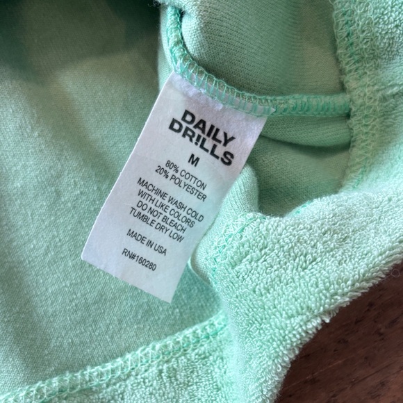 Daily Drills Terry Tee Cropped Verde Green Mint Women's Size Medium - Picture 9 of 11